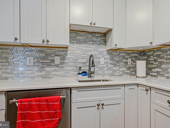 4th image of 5414 Valley Green Dr APT A2