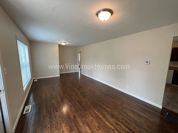 2nd image of 10602 Palmer Ave