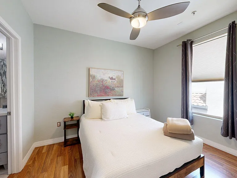 615 E Portland St #118 — Photo 16
