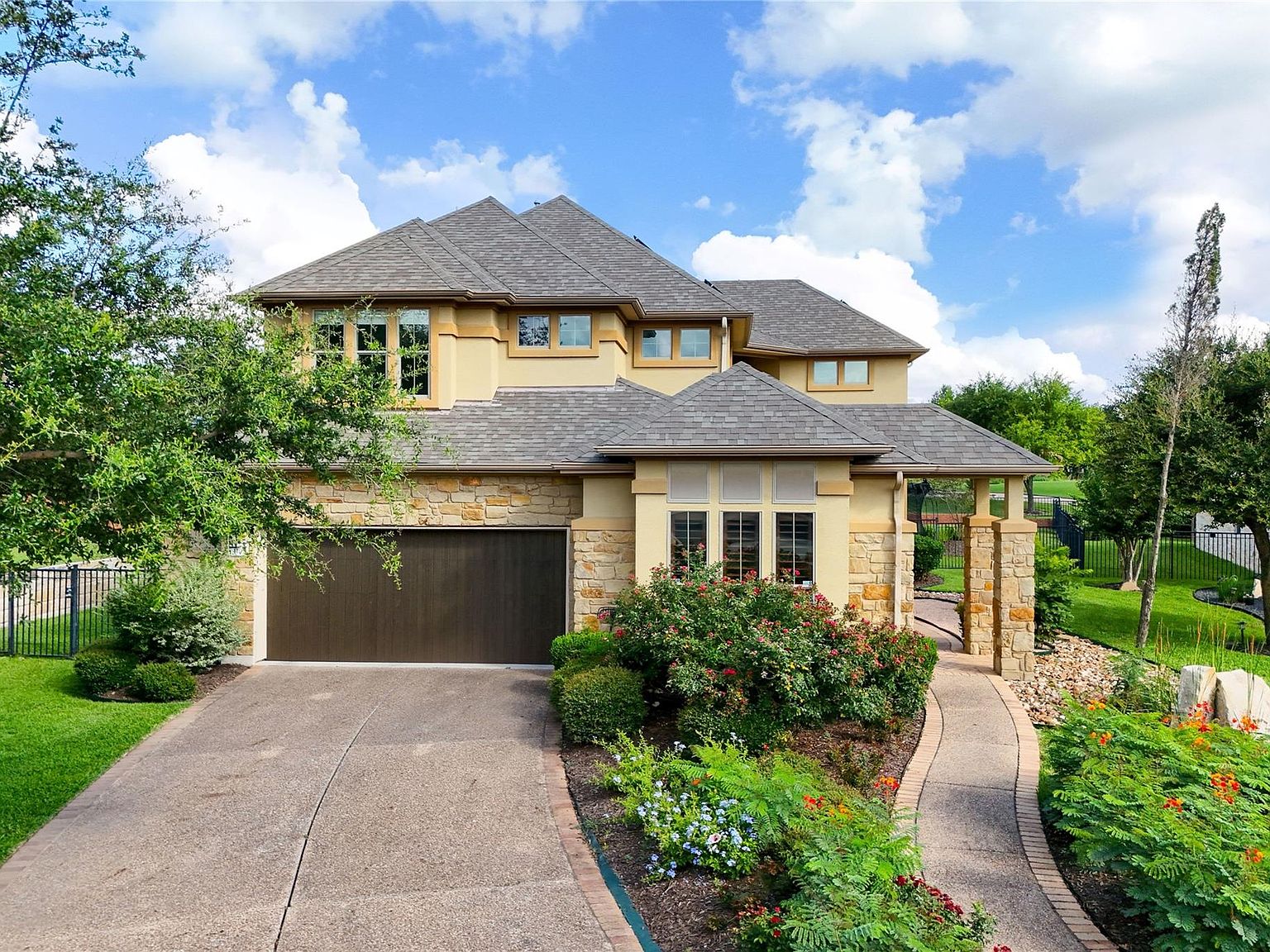 4102 Grand Vista Cir