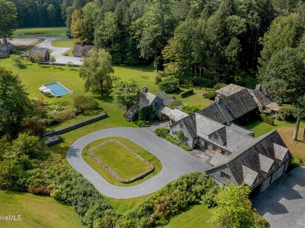 (undisclosed Address), Monterey, MA 01245