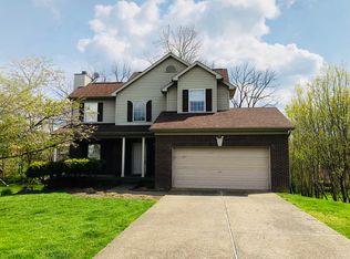 2014 Manning Pl, La Grange, KY 40031