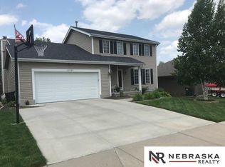 15228 Bedford Ave, Omaha, NE 68116