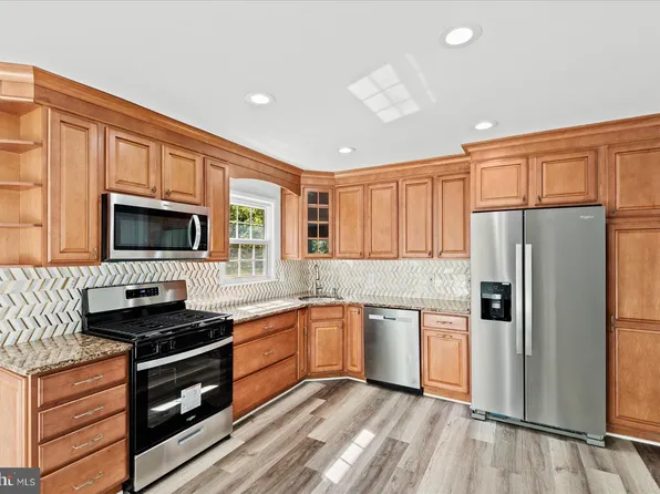 14810 Empire St, Woodbridge, VA 22193