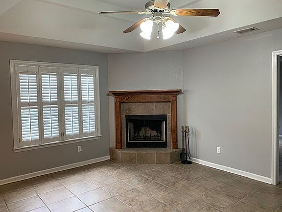 5th image of 5176 Calvary Cir