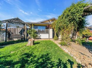 843 Sutter Ln, Ione, CA 95640