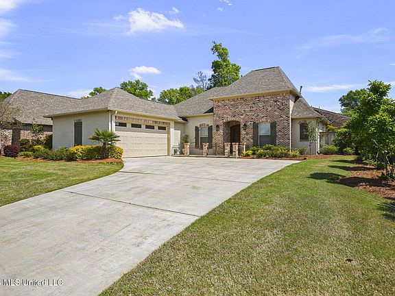 5th image of 67 Grandview Cir