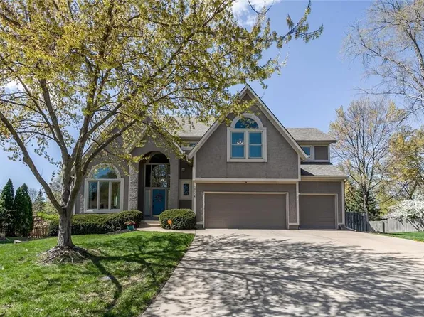 13118 Hadley St, Overland Park, KS 66213