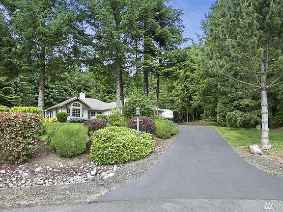 3rd image of 27329 Balmoral Pl NE