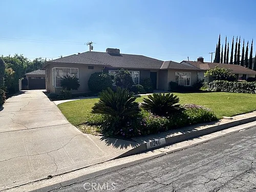 8246 Kinghurst Rd Photo 1