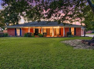 2125 Chevy Chase Ln, Beaumont, TX 77706