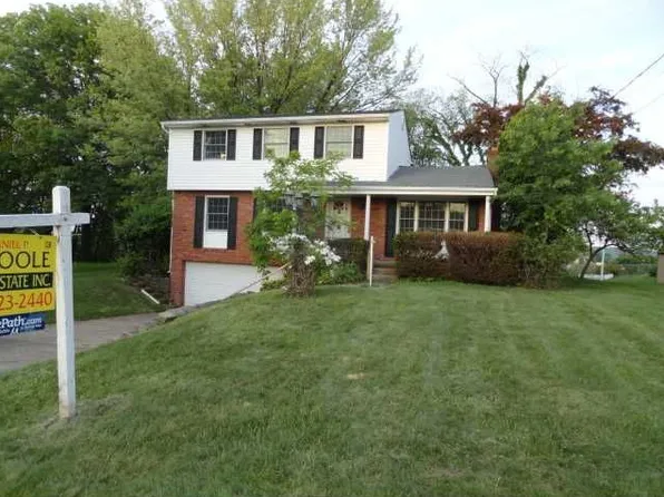 135 Stotler Dr, Delmont, PA 15626