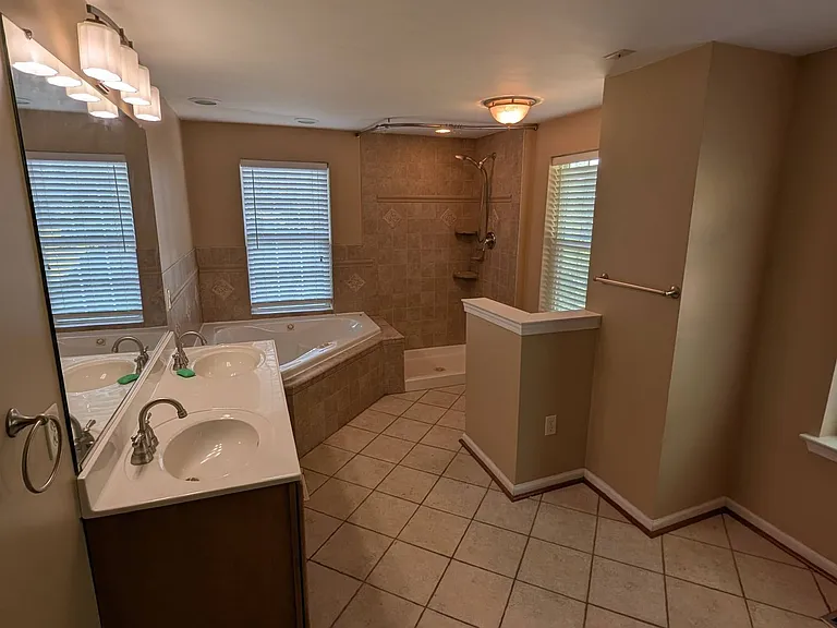 1222 Stafford Rd — Photo 22
