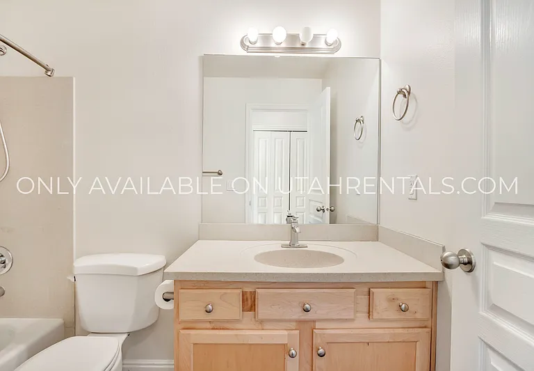 4306 N Chestnut Oak Dr — Photo 16