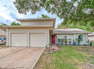 9002 Stone Brook Ln, Houston, TX 77040