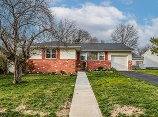 43 S Cadillac Dr, Somerville, NJ 08876