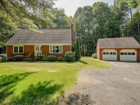 128 Barton Ave, Belchertown, MA 01007