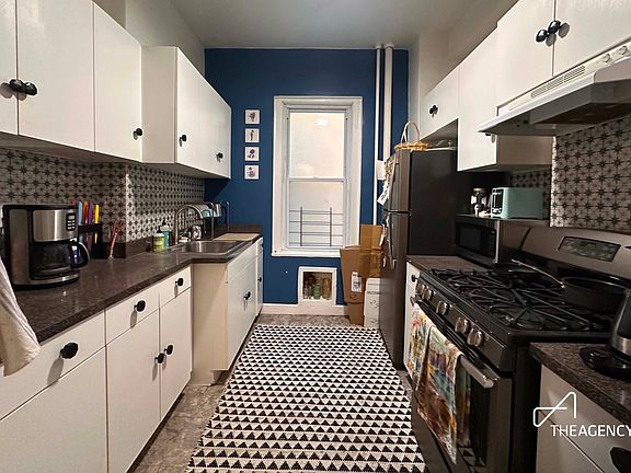 5th image of 416 Ocean Ave APT 29