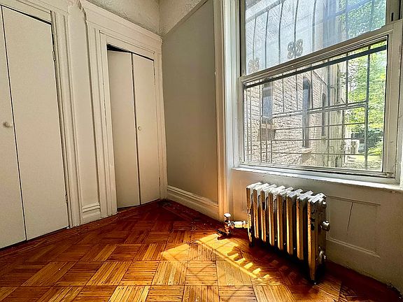 4th image of 988 Bergen St #A8