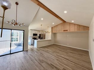 2431 Limestone Dr, Arlington, TX 76014