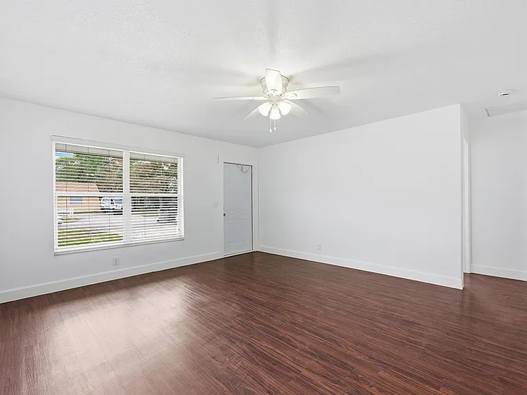 3847 E Roan Ct — Photo 7