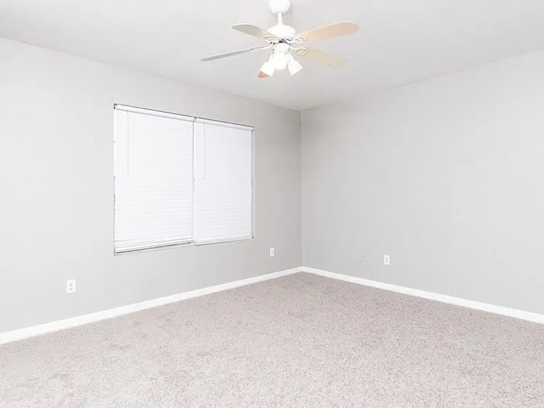 4106 Ambrose Dr — Photo 8