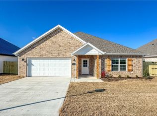 249 S Maroon St, Fayetteville, AR 72704