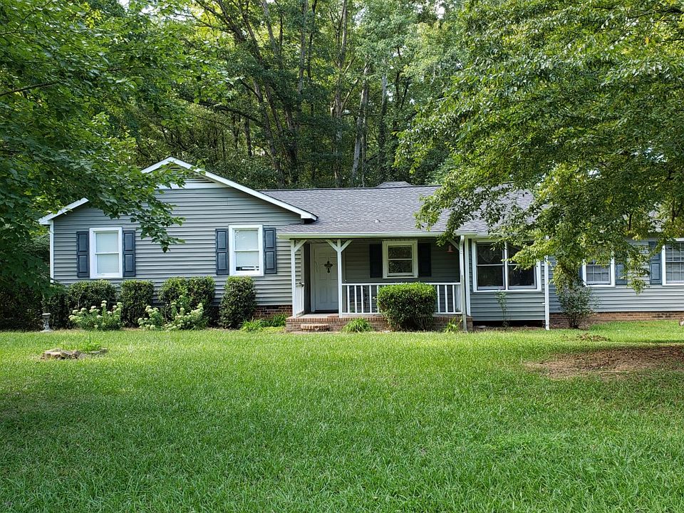 2nd image of 4880 Country Oaks Dr