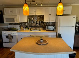 56 Ferry St #2, Easthampton, MA 01027