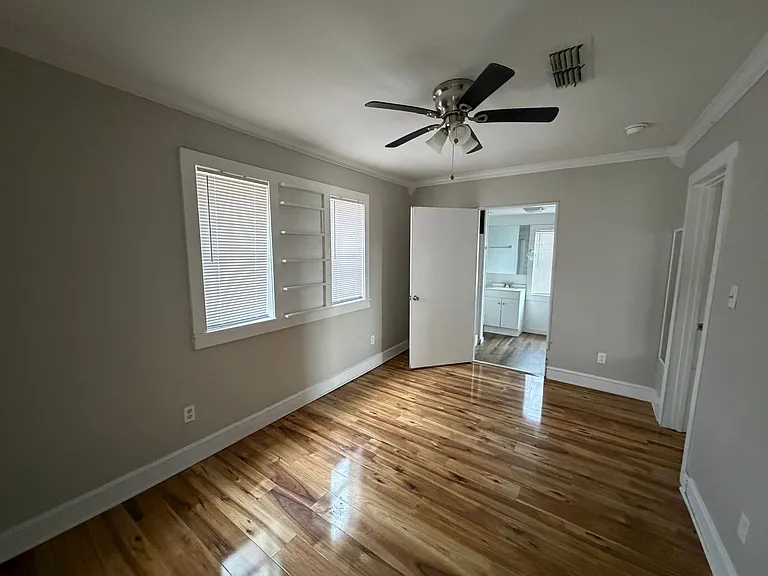 2240 Pin Oak Cir — Photo 5
