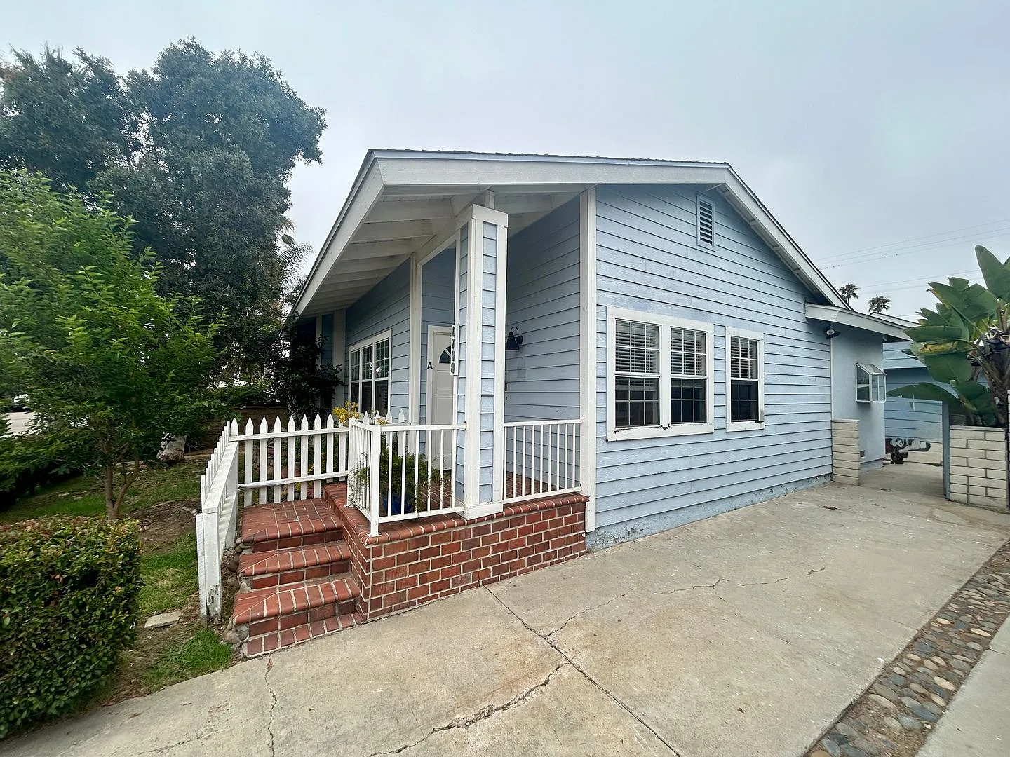 Spacious Beach House in South Oceanside — Photo 4