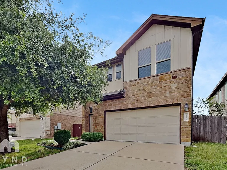 16304 Travesia Way — Photo 1