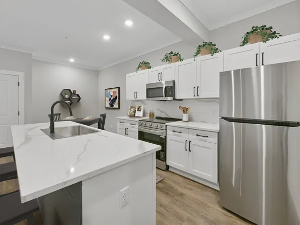 Pointe Grand Covington