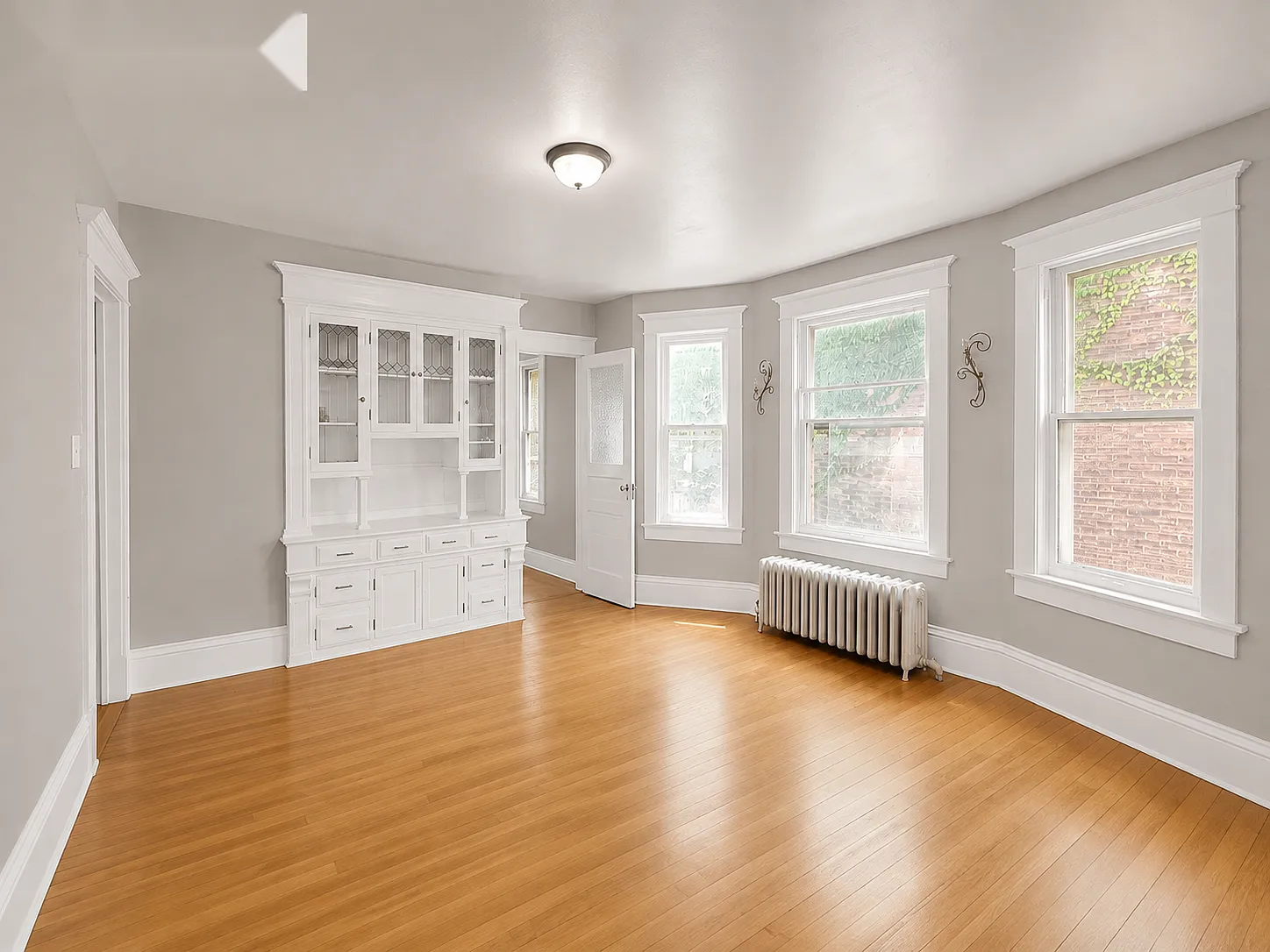 3 bed, 1400 sqft, $1,795 — Photo 3
