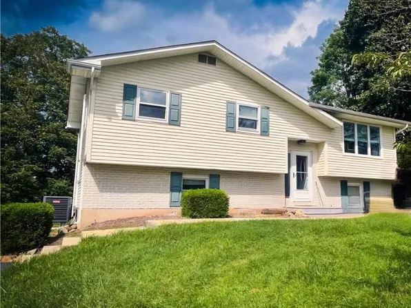 114 Worman Rd, Bath, PA 18014