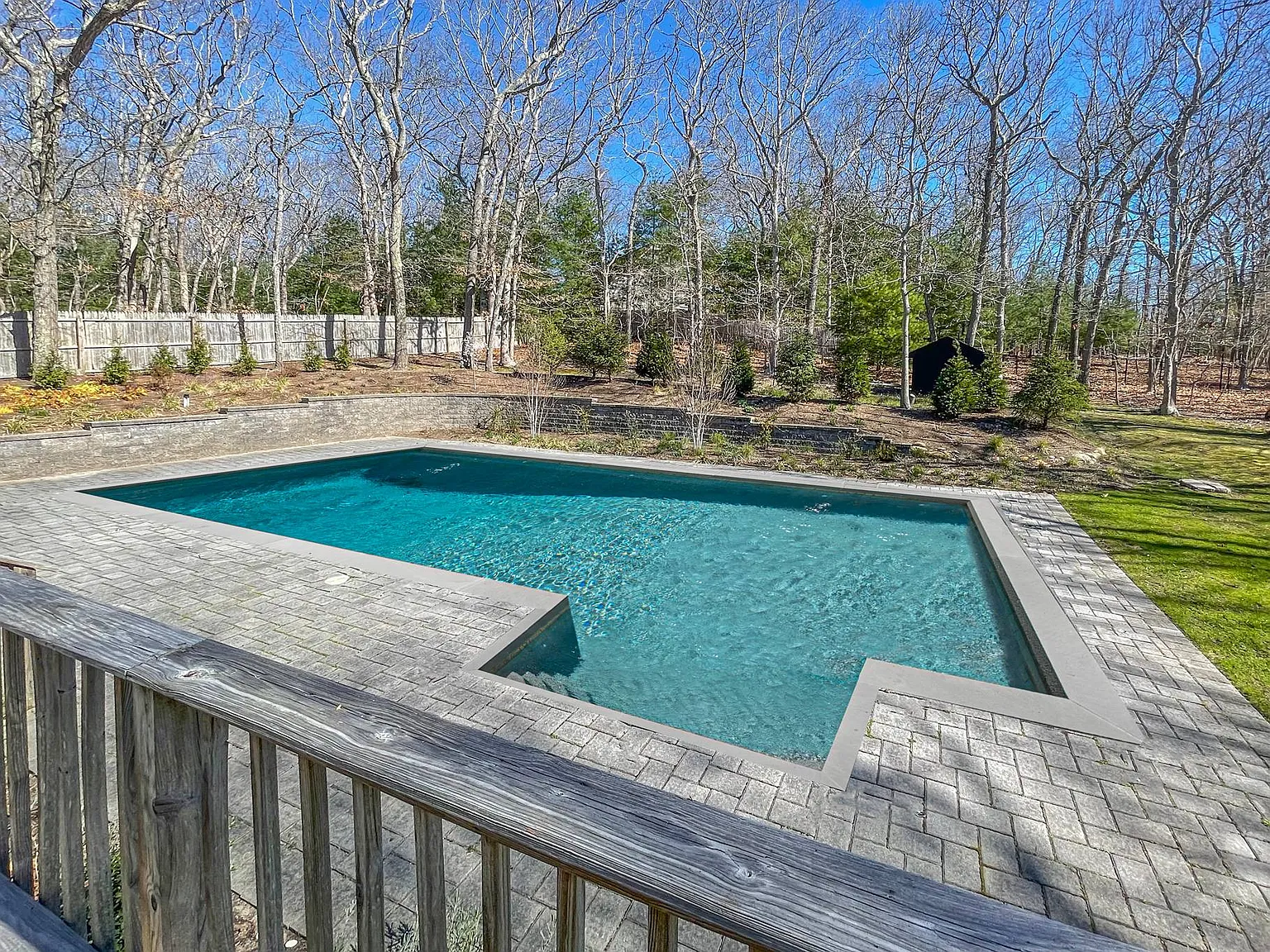 East Hampton For Summer & Extended Season — Photo 2