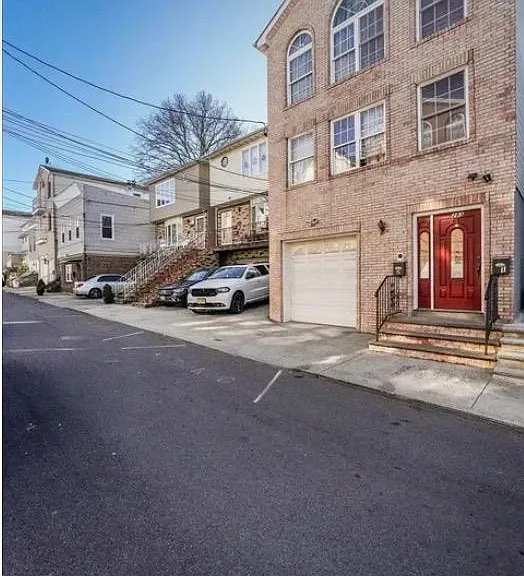 283 Winfield Ave #1 — Photo 15