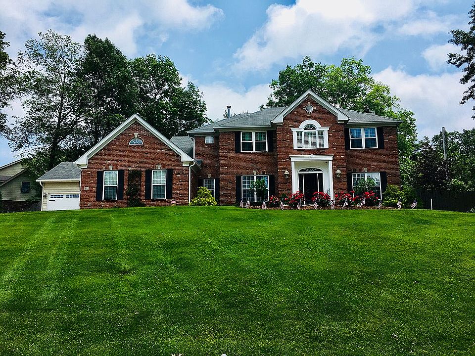 1st image of 18 Stacy Dr