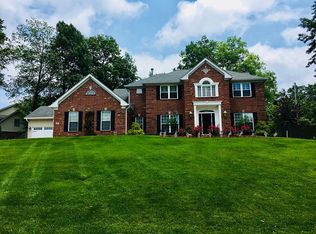 18 Stacy Dr, Saint Louis, MO 63132