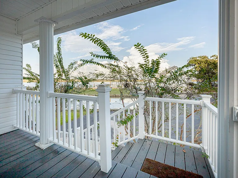 1102 Stanfield Point Rd — Photo 24
