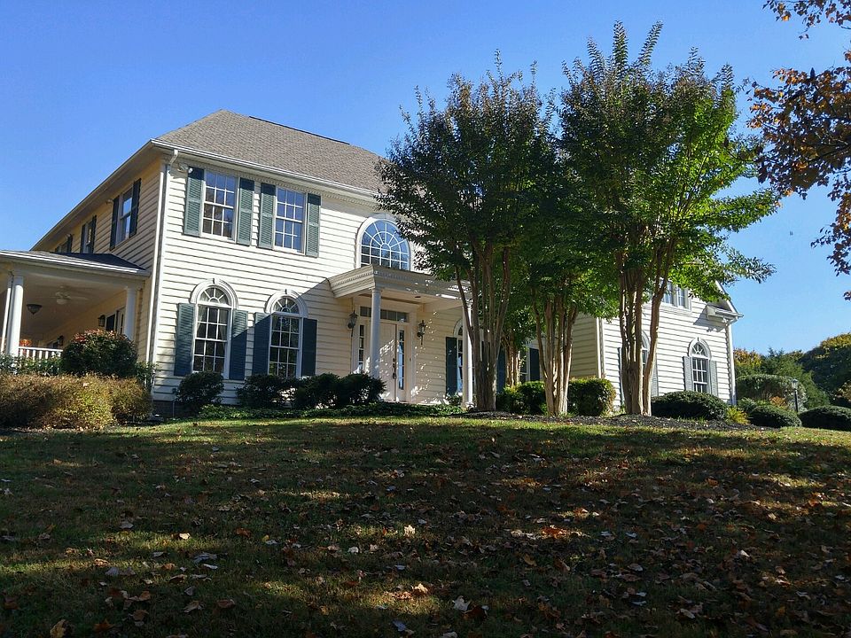 1st image of 1117 Chatelaine Dr