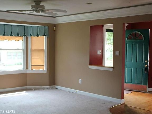 4th image of 1208 Simmons Dr