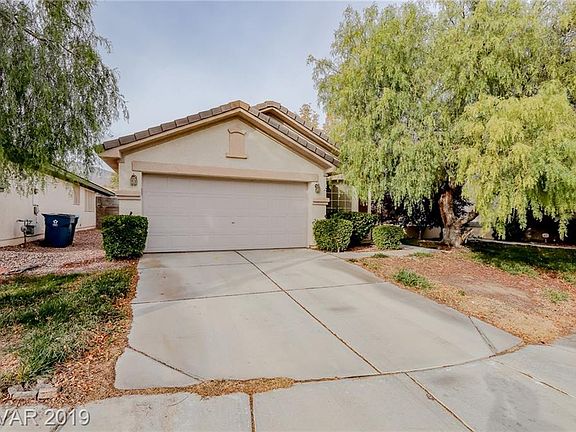 3rd image of 3949 Broad Meadow Ct