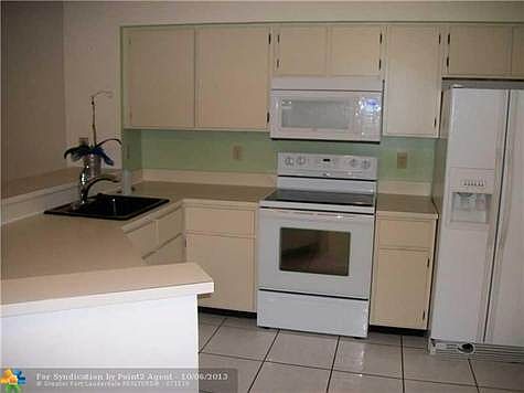 4th image of 2221 Cypress Island Dr APT 105