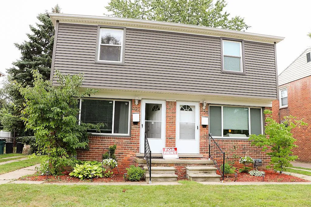 2 bed, 1000 sqft, $1,500 — Photo 1