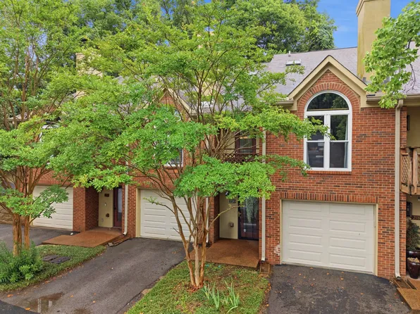 220 Riverstone Ct, Nashville, TN 37214