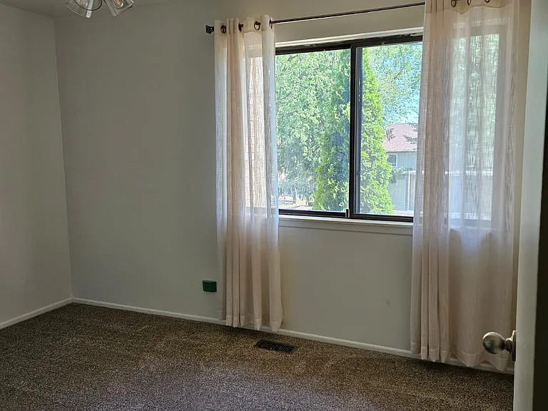 634 Glacier Trl — Photo 11