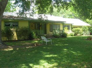 89 Glade Dummy Line Rd, Laurel, MS 39443