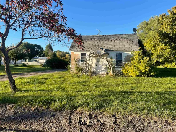 724 E 3rd St, Rupert, ID 83350