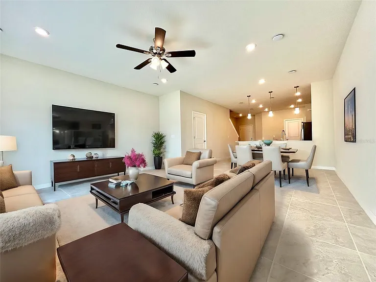 4652 Sparkling Shell Ave — Photo 9